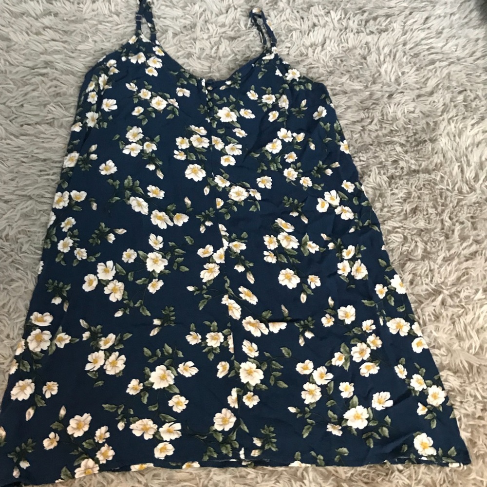 A flower short dress.